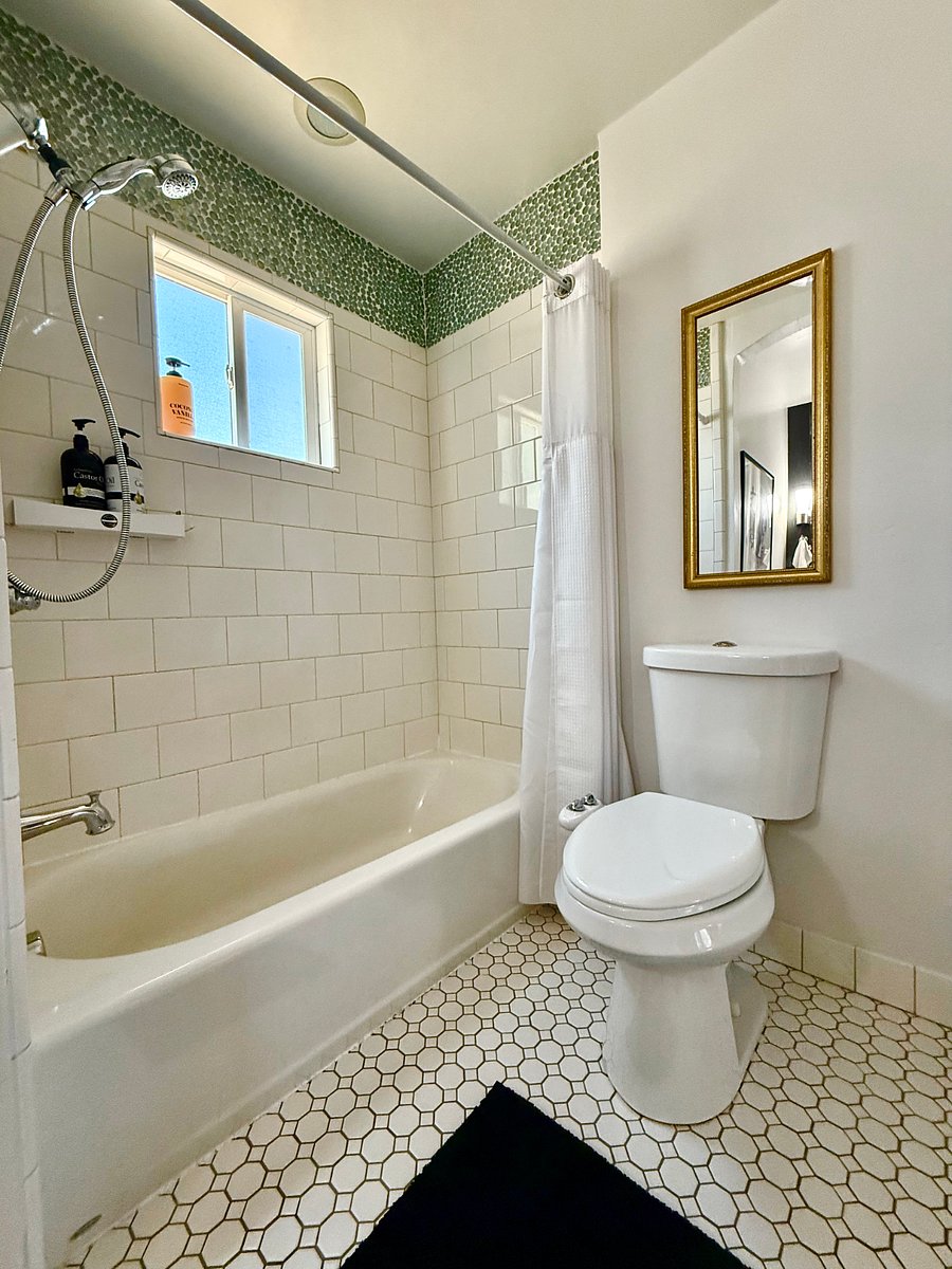 Furnished Finder property 894851_1 photo 3