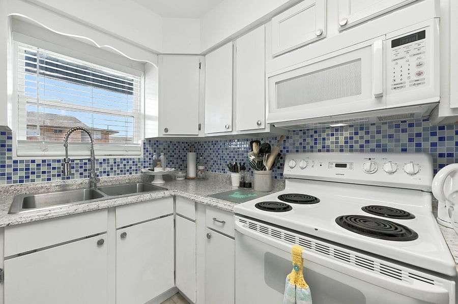 Furnished Finder property 894902_1 photo 17