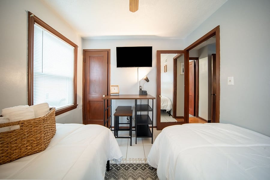 Furnished Finder property 894903_1 photo 13
