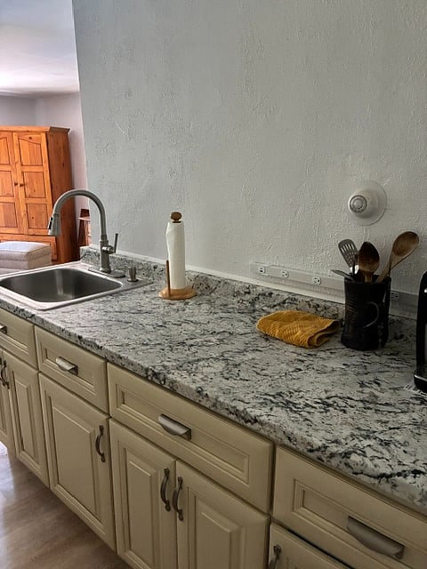 Furnished Finder property 894913_1 photo 3