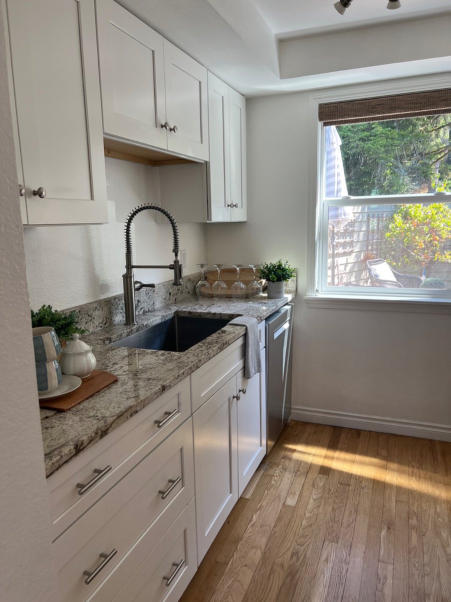 Furnished Finder property 894983_1 photo 3
