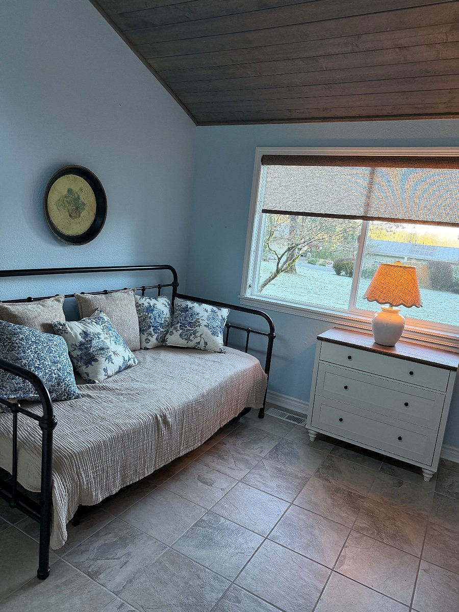 Furnished Finder property 894983_1 photo 11