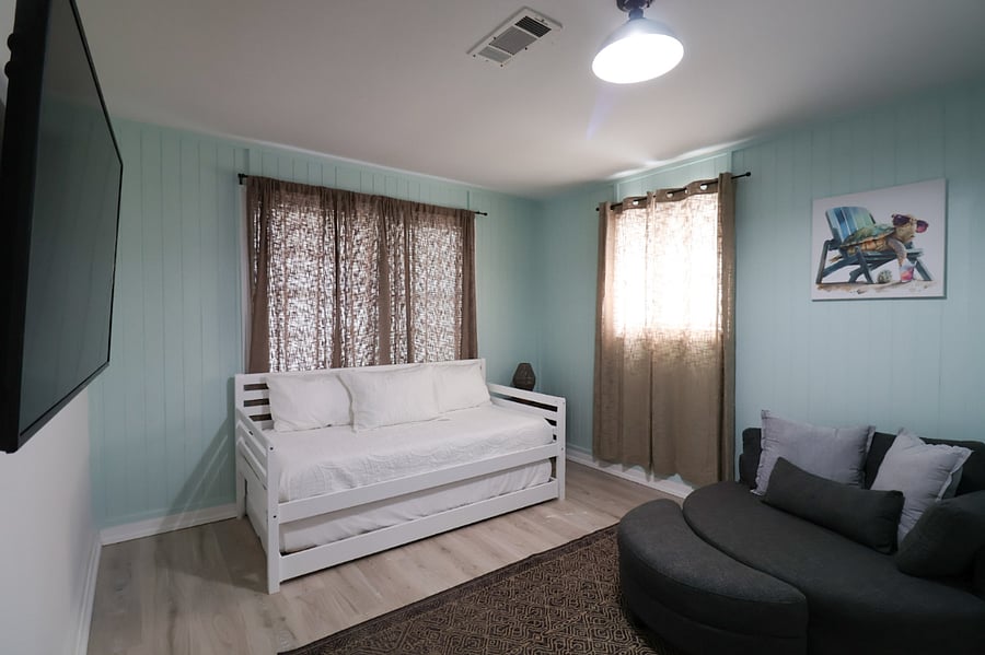 Furnished Finder property 894987_1 photo 12