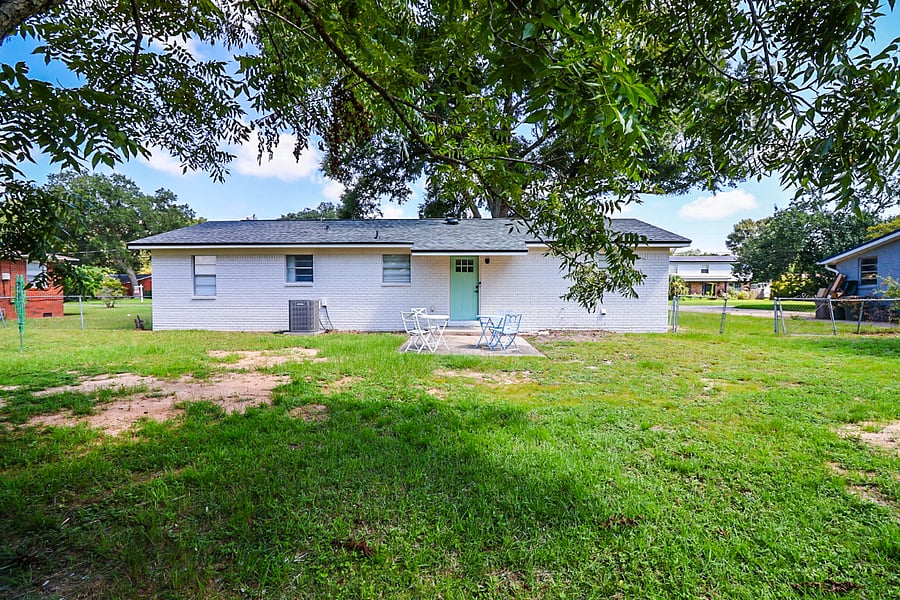Furnished Finder property 894987_1 photo 14