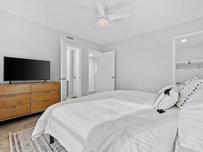 Furnished Finder property 894995_1 photo 13