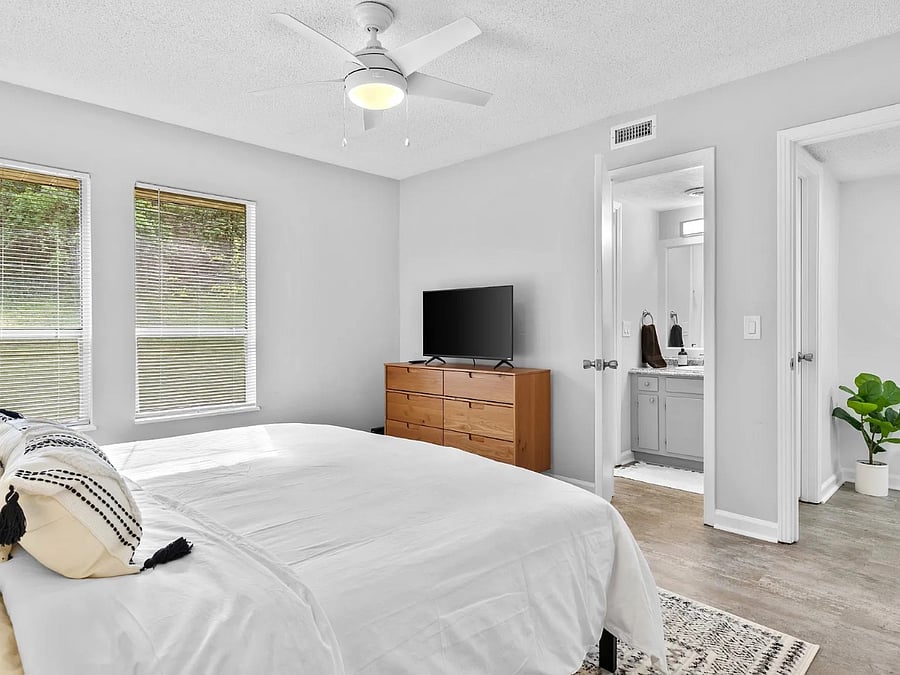 Furnished Finder property 894995_1 photo 21
