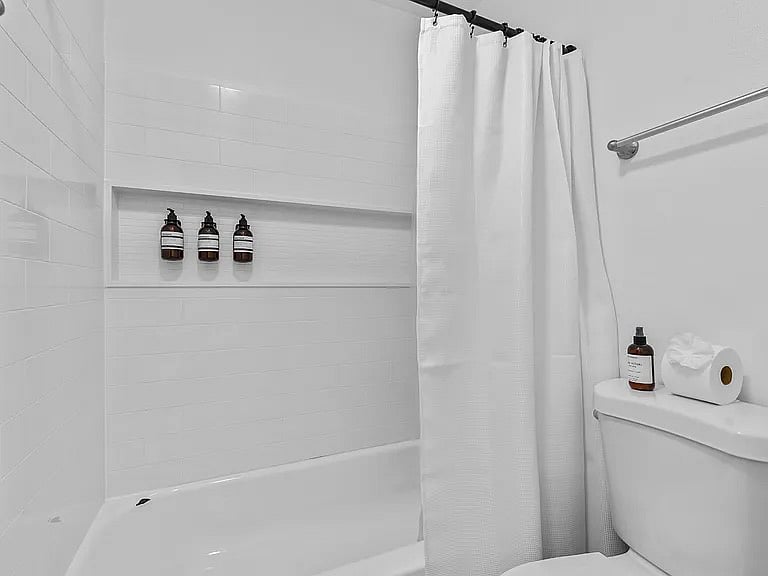 Furnished Finder property 894995_1 photo 23