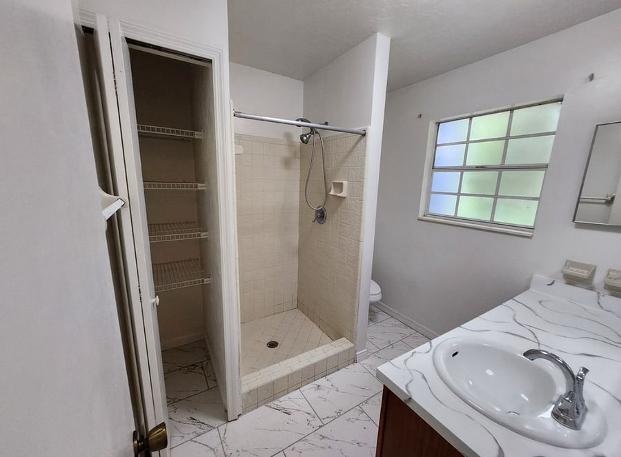 Furnished Finder property 895019_1 photo 4