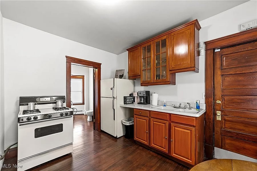 Furnished Finder property 895051_1 photo 6