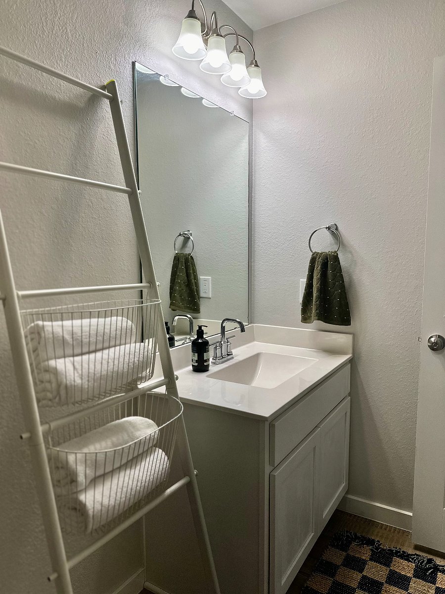 Furnished Finder property 895072_1 photo 29