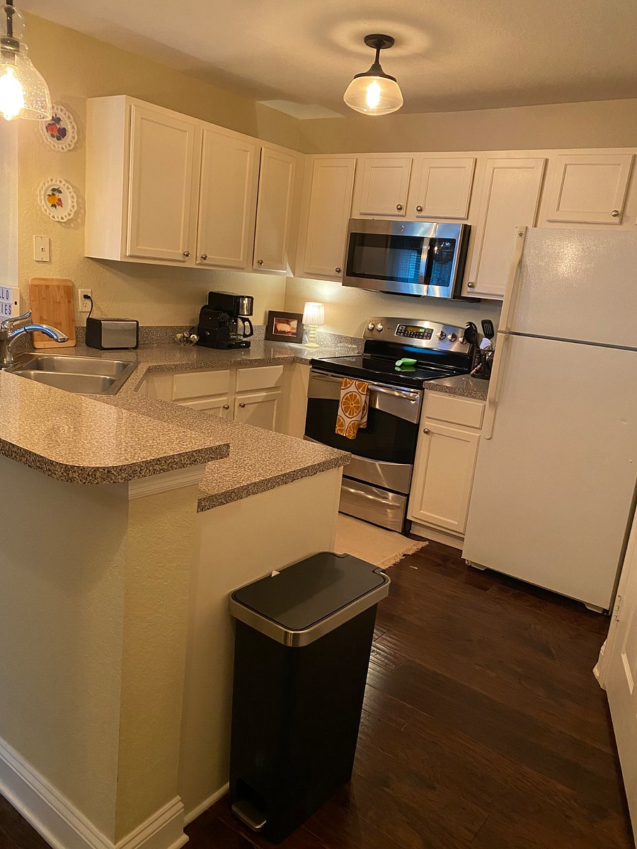 Furnished Finder property 895077_1 photo 3
