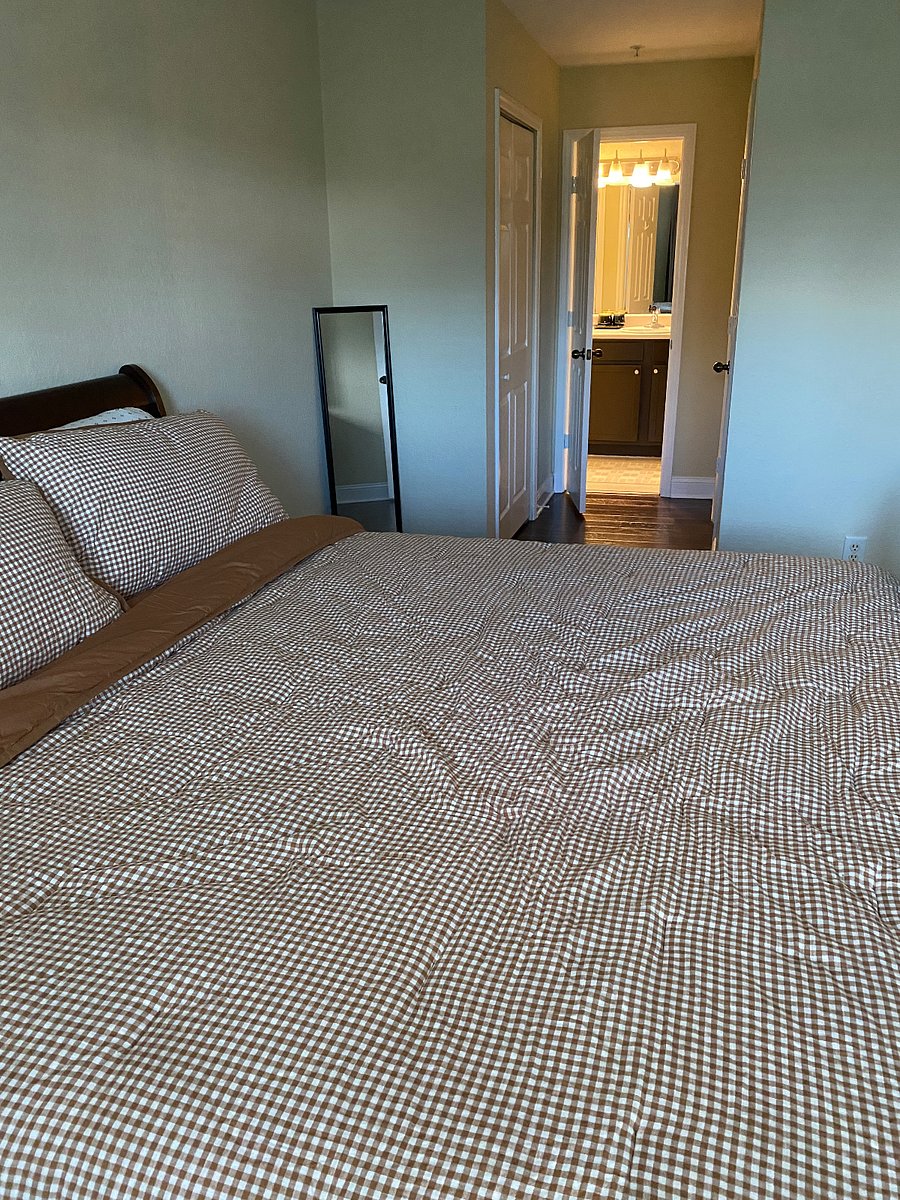 Furnished Finder property 895077_1 photo 13