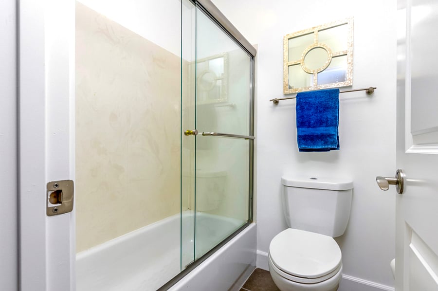Full Bathroom with Shower in Bathtub