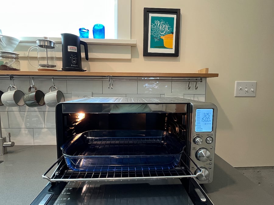 Breville Smart Oven Pro with air frier. Fits up to 9x13 inch baking dishes.