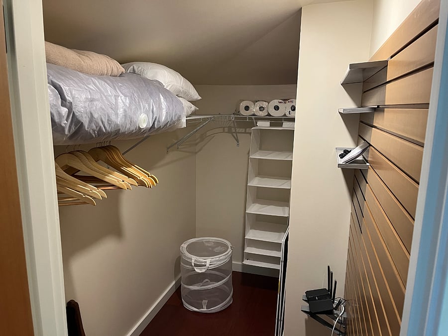 Bedroom walk in closet