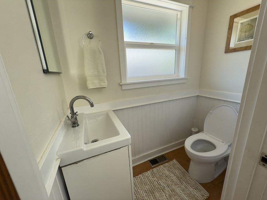 Half bathroom off of laundry room/kitchen