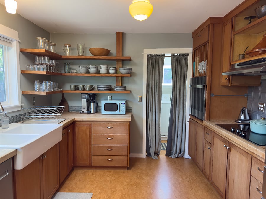 Looking toward laundry room from kitchen