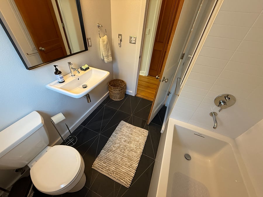 Full bathroom - recently renovated in 2024