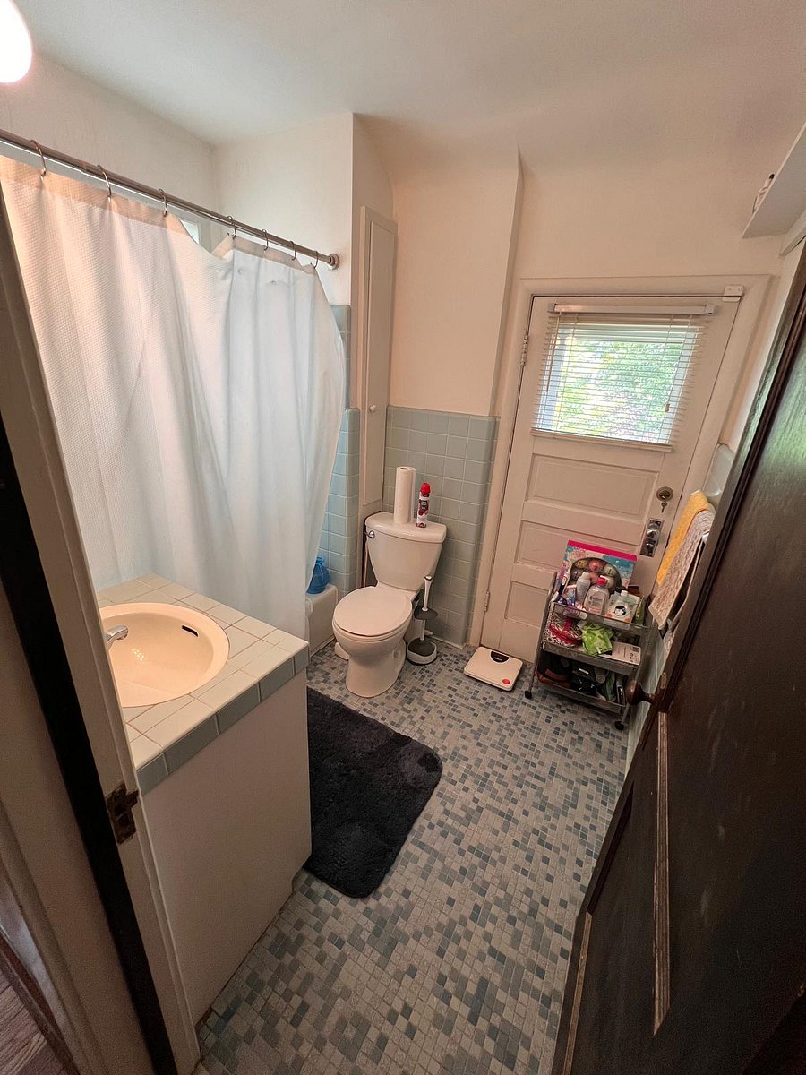 Furnished Finder property 895120_1 photo 10