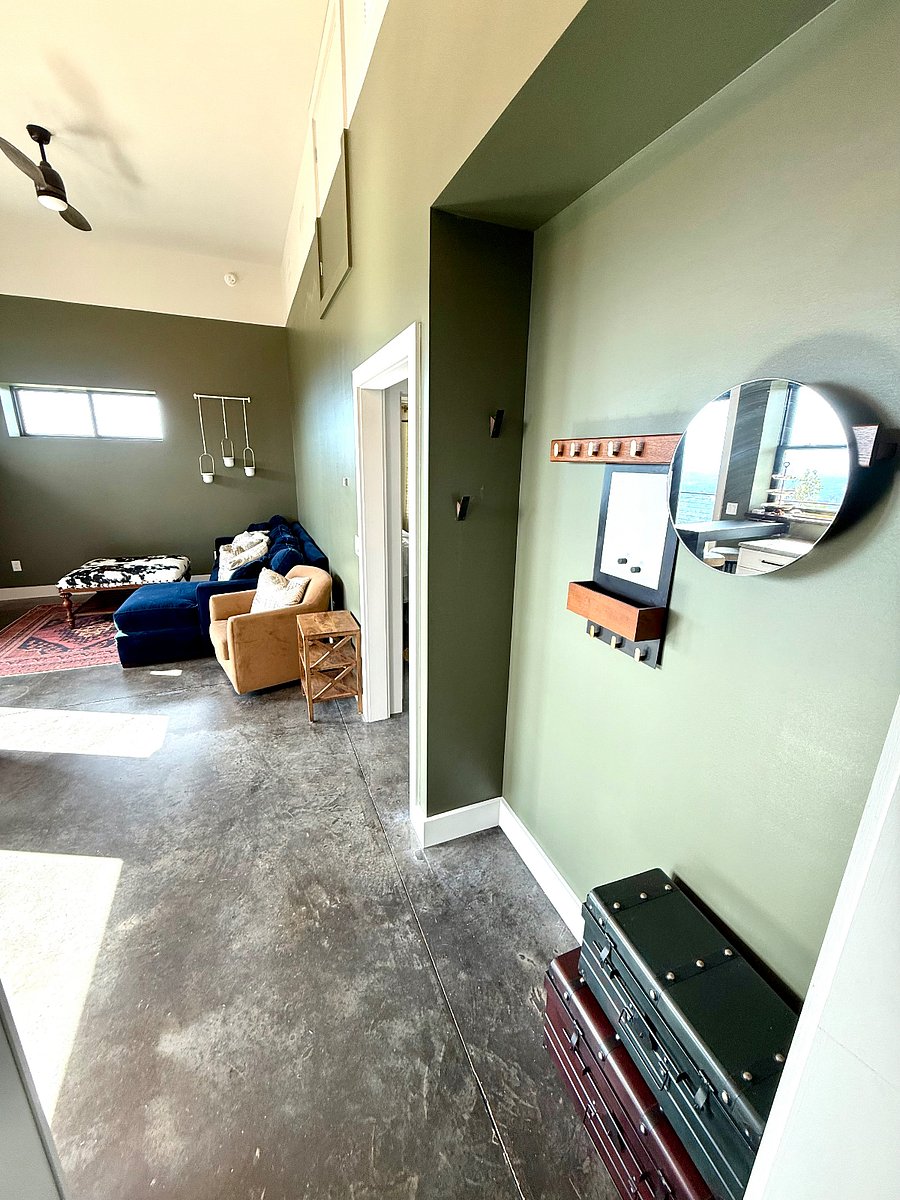 Furnished Finder property 895161_1 photo 9