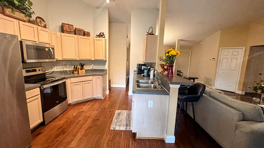 Furnished Finder property 895164_1 photo 9