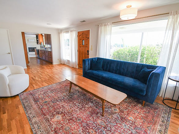 Furnished Finder property 895181_1 photo 6
