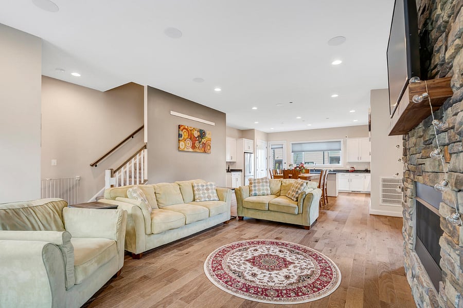 Furnished Finder property 895182_1 photo 50