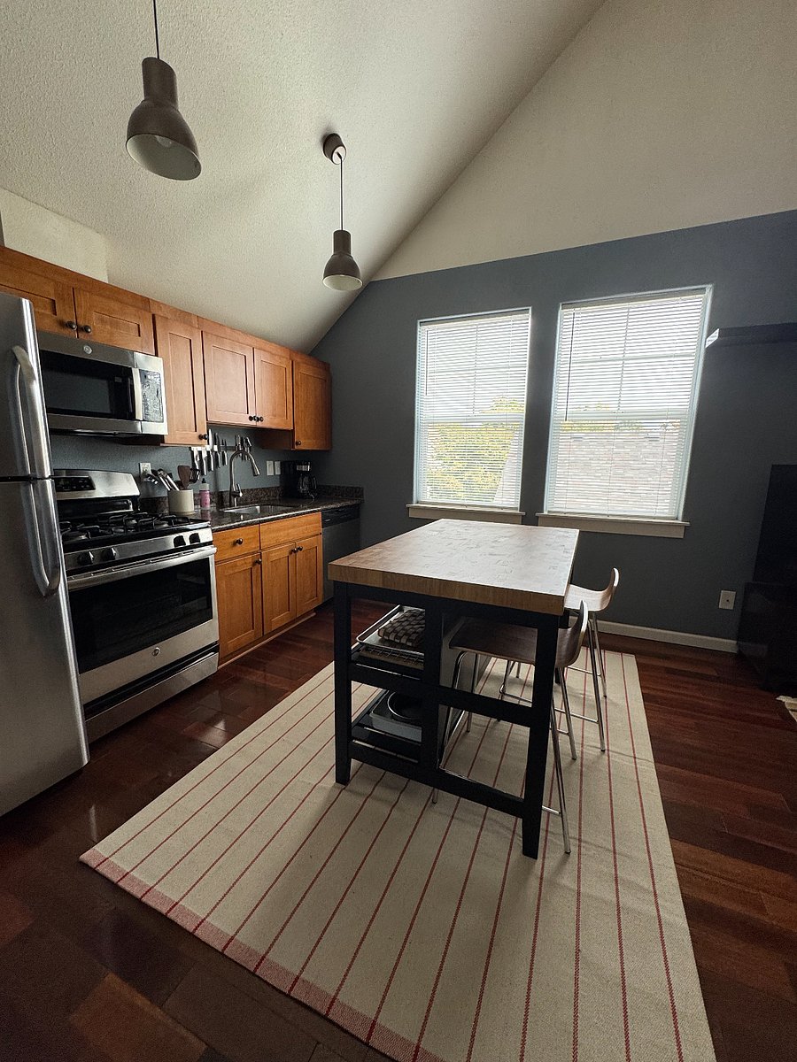 Furnished Finder property 895189_1 photo 3