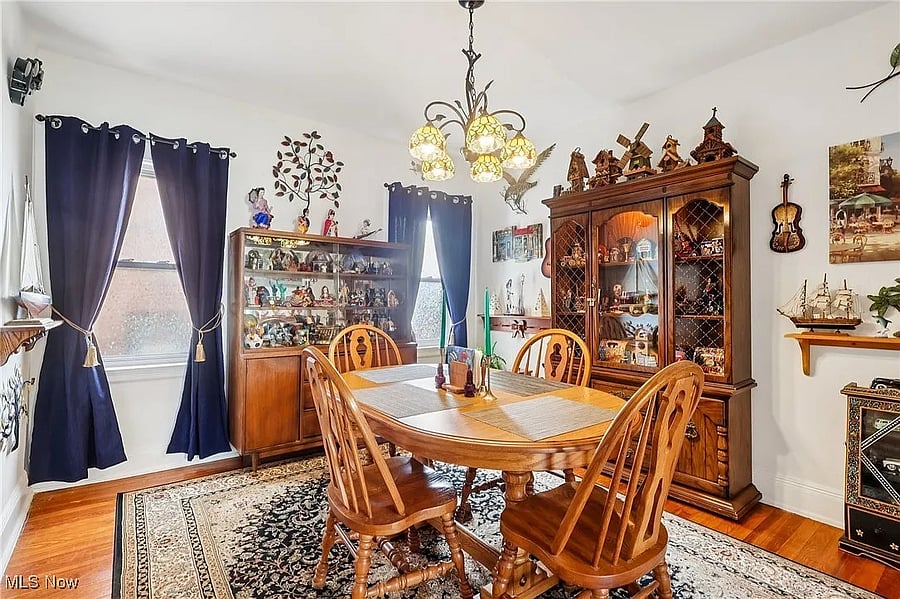 Furnished Finder property 895214_1 photo 17