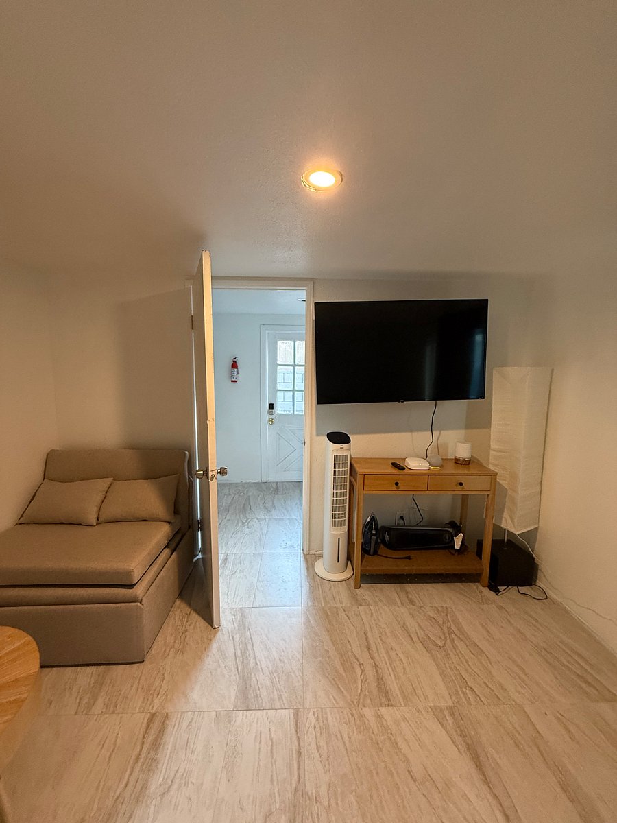 Furnished Finder property 895224_1 photo 8