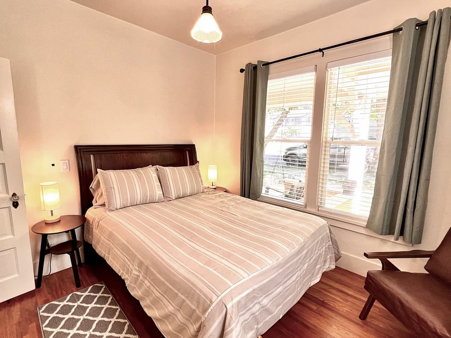 Furnished Finder property 895255_1 photo 15