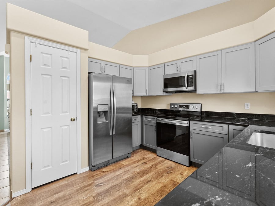 Furnished Finder property 895264_1 photo 6