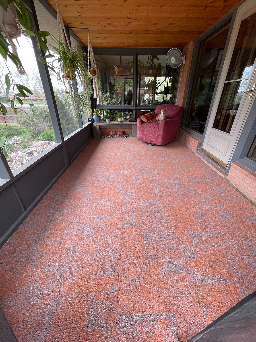 Screen porch