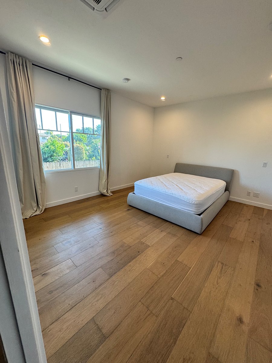 Furnished Finder property 895295_1 photo 26
