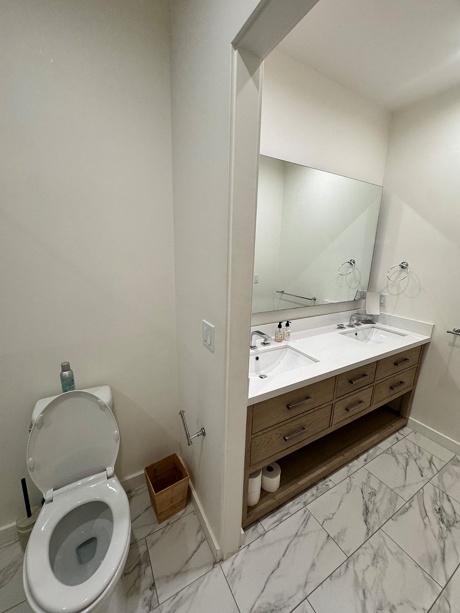 Furnished Finder property 895295_1 photo 28