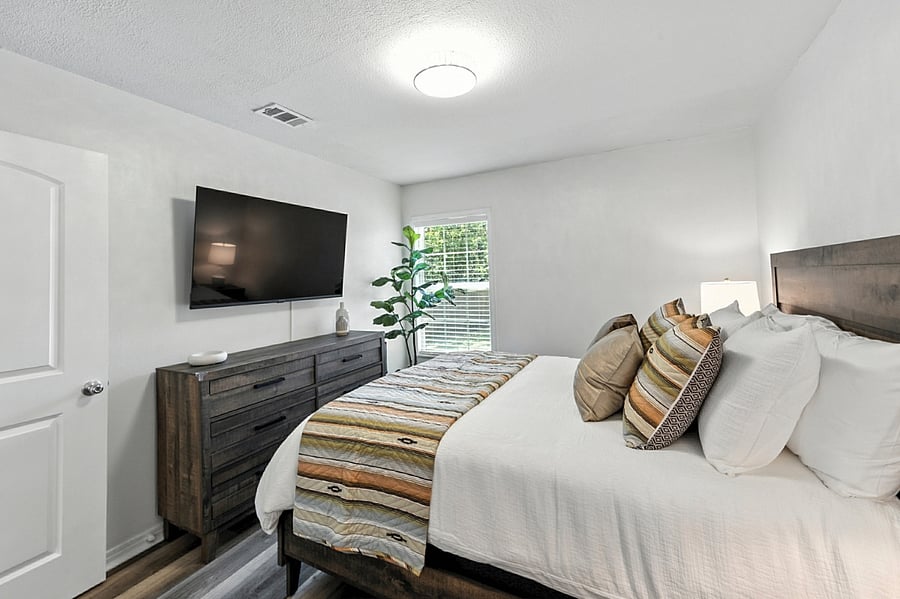 Furnished Finder property 895296_1 photo 18