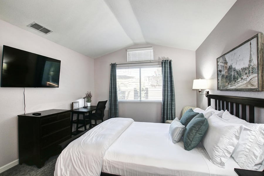 Furnished Finder property 895303_1 photo 16