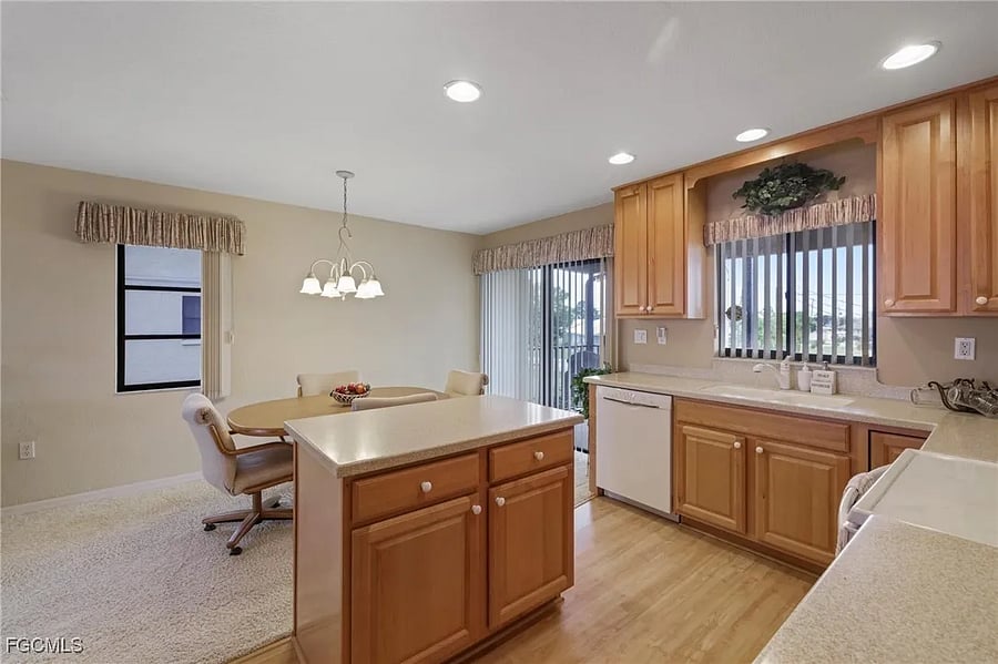 Furnished Finder property 895319_1 photo 16