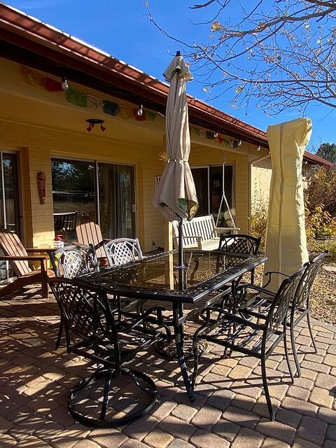 Outdoor patio furniture