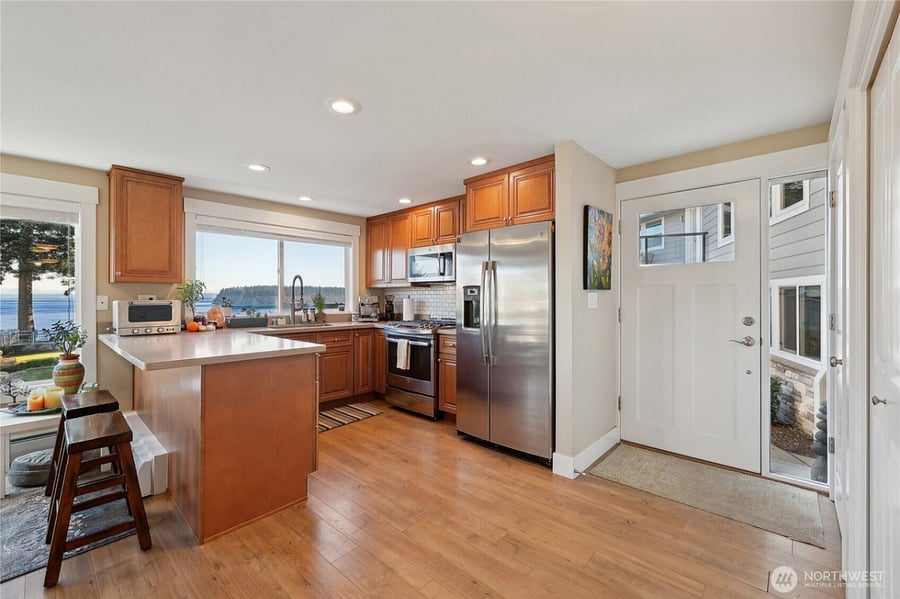 Kitchen with counter height bar