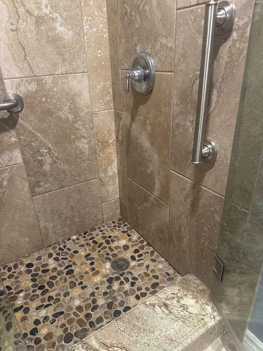Furnished Finder property 895374_1 photo 37