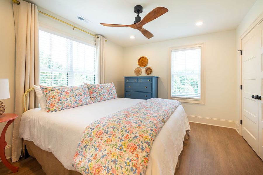 King size bed with new mattress and high thread count sheets.