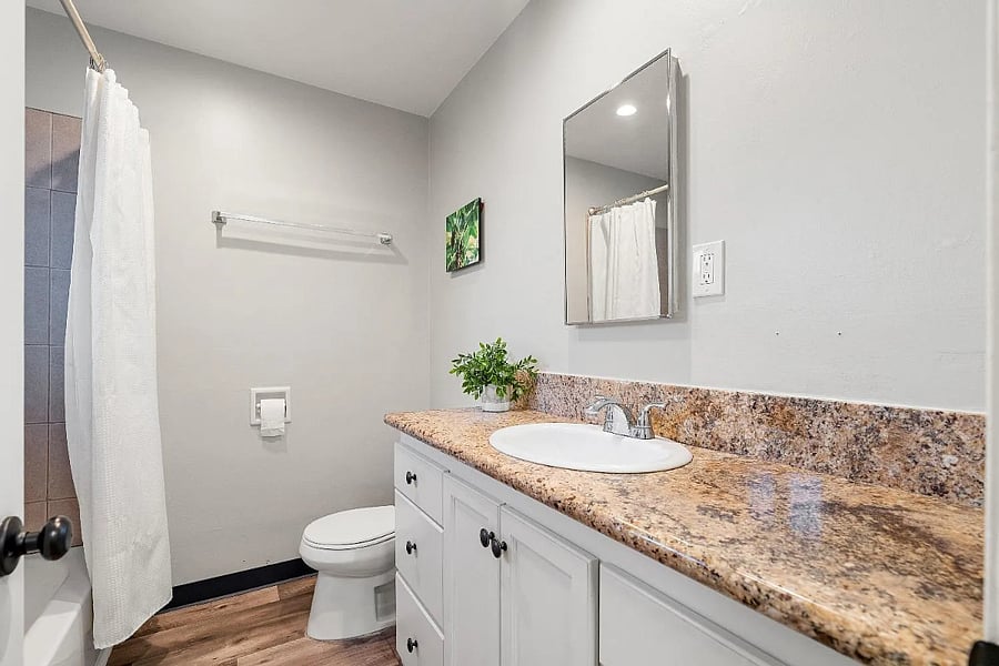 Furnished Finder property 895381_2 photo 16