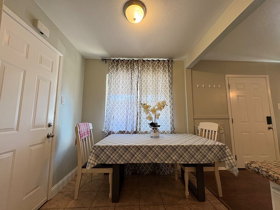 Furnished Finder property 895381_2 photo 3