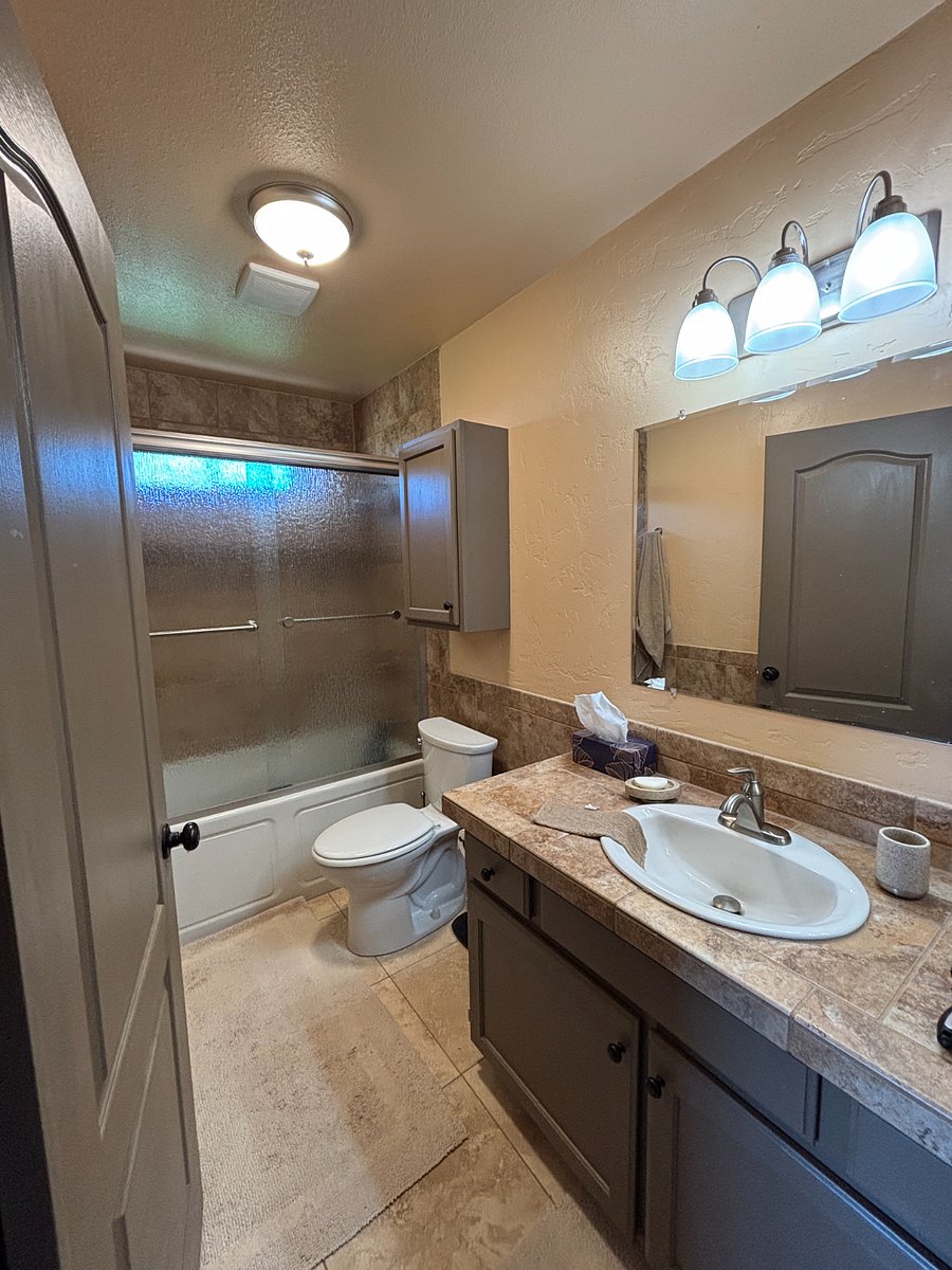 Furnished Finder property 895403_1 photo 8