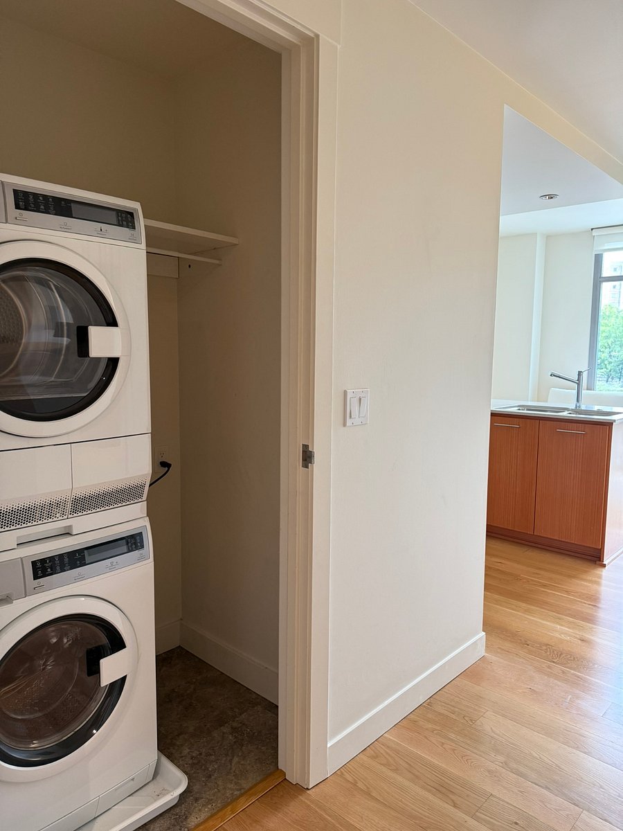 Furnished Finder property 895405_1 photo 8