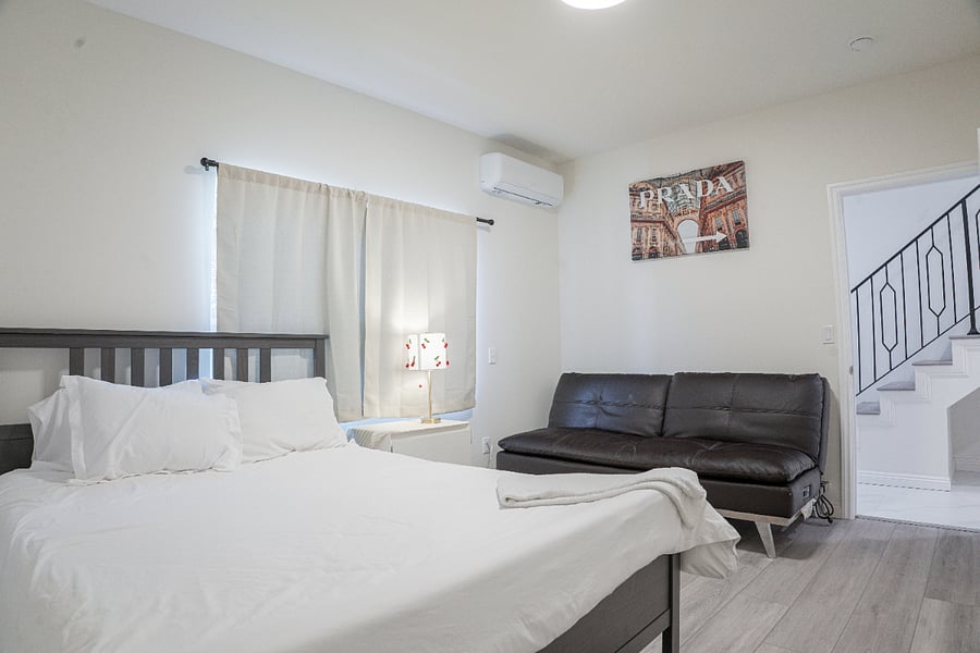 Furnished Finder property 895445_1 photo 6