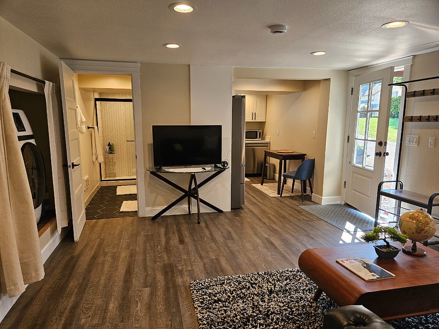 Furnished Finder property 895449_1 photo 3