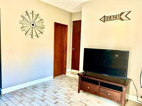 Furnished Finder property 895459_1 photo 3