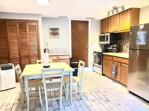 Furnished Finder property 895459_1 photo 4